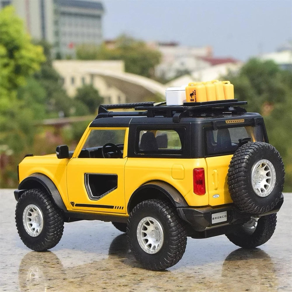[TOY] 1:32 Ford 2021 Bronco Yellow Model Car Die-Cast