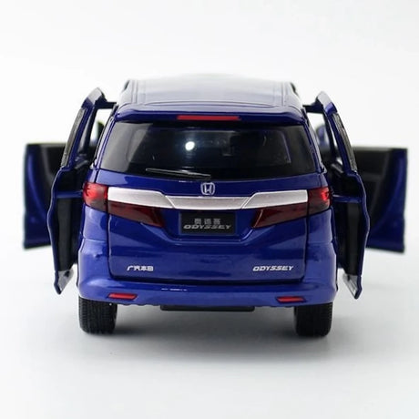Honda 2013 Odyssey Blue 1:32 – Valuvalettu näyttömalli
