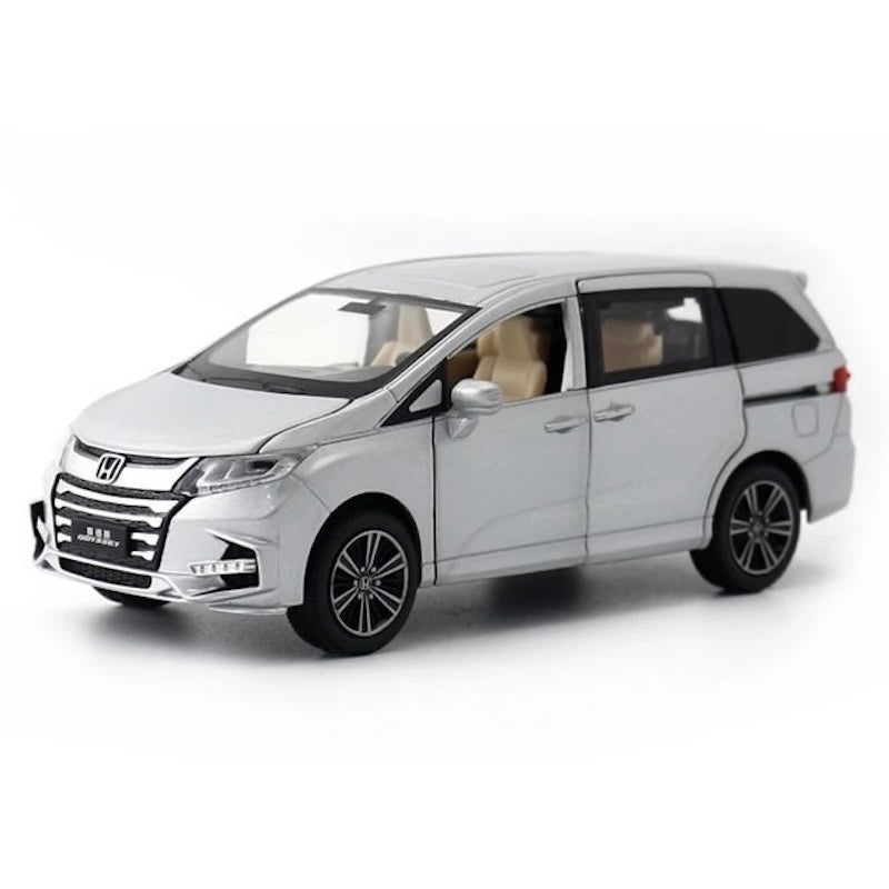 [TOY] 1:32 Honda 2013 Odyssey zilver modelauto Die-Cast