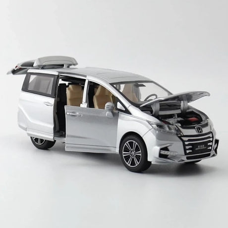 Honda 2013 Odyssey Silver 1:32 – Valuvalettu näyttömalli