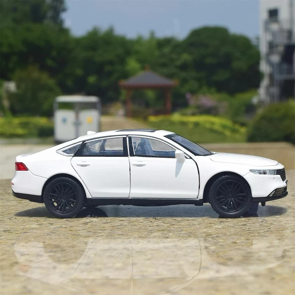 [TOY] 1:32 Honda 2023 Accord White Model Car Die-Cast