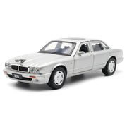 Jaguar 1990 XJ6 silver 1:36 – modellbil i gjuten metall för display