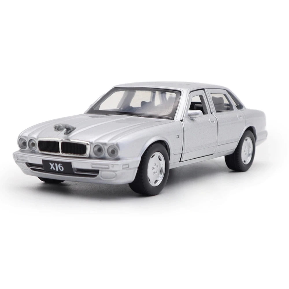 [TOY] 1:36 Jaguar 1990 XJ6 Silver Model Car Die-Cast