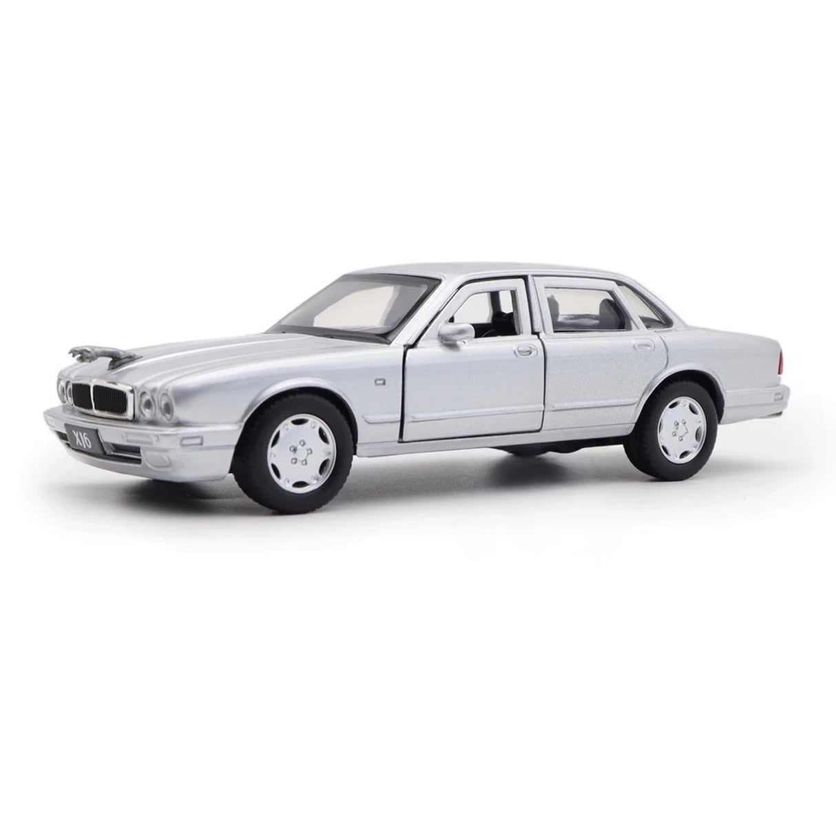 Jaguar 1990 XJ6 Silver 1:36 – Diecast Display Model Die-Cast