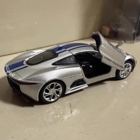 [TOY] 1:32 Jaguar 2010 C-X75 silver modellbil Die-Cast
