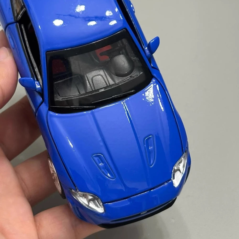 [TOY] 1:32 Jaguar 2010 XKR Blue Model Car Die-Cast