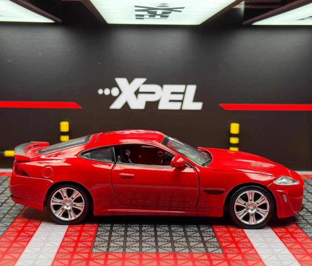 [TOY] 1:32 Jaguar 2010 XKR Red Model Car Die-Cast