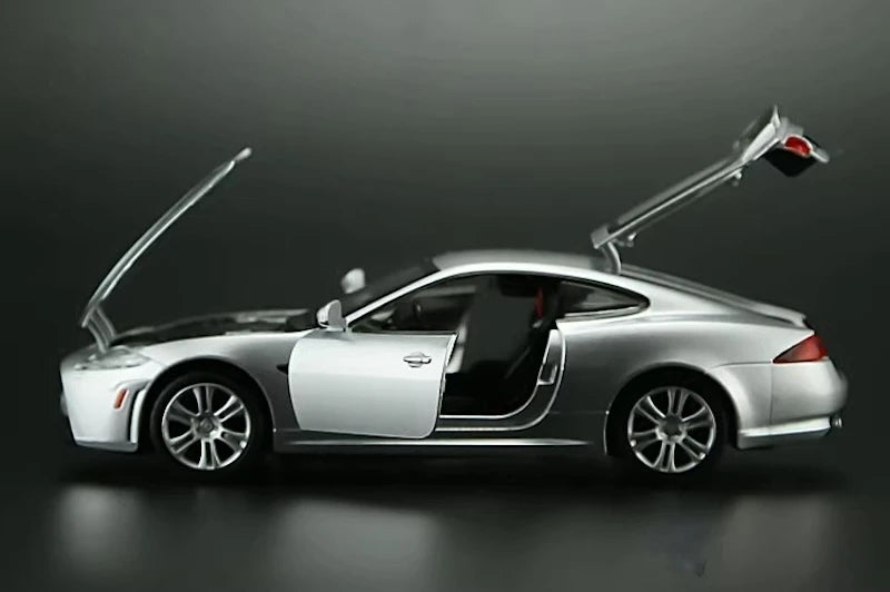 [TOY] 1:32 Jaguar 2010 XKR Silver Model Car Die-Cast
