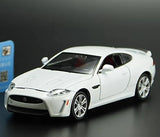 Jaguar 2010 XKR White 1:32 – model wyświetlacza odlewany z odlewu