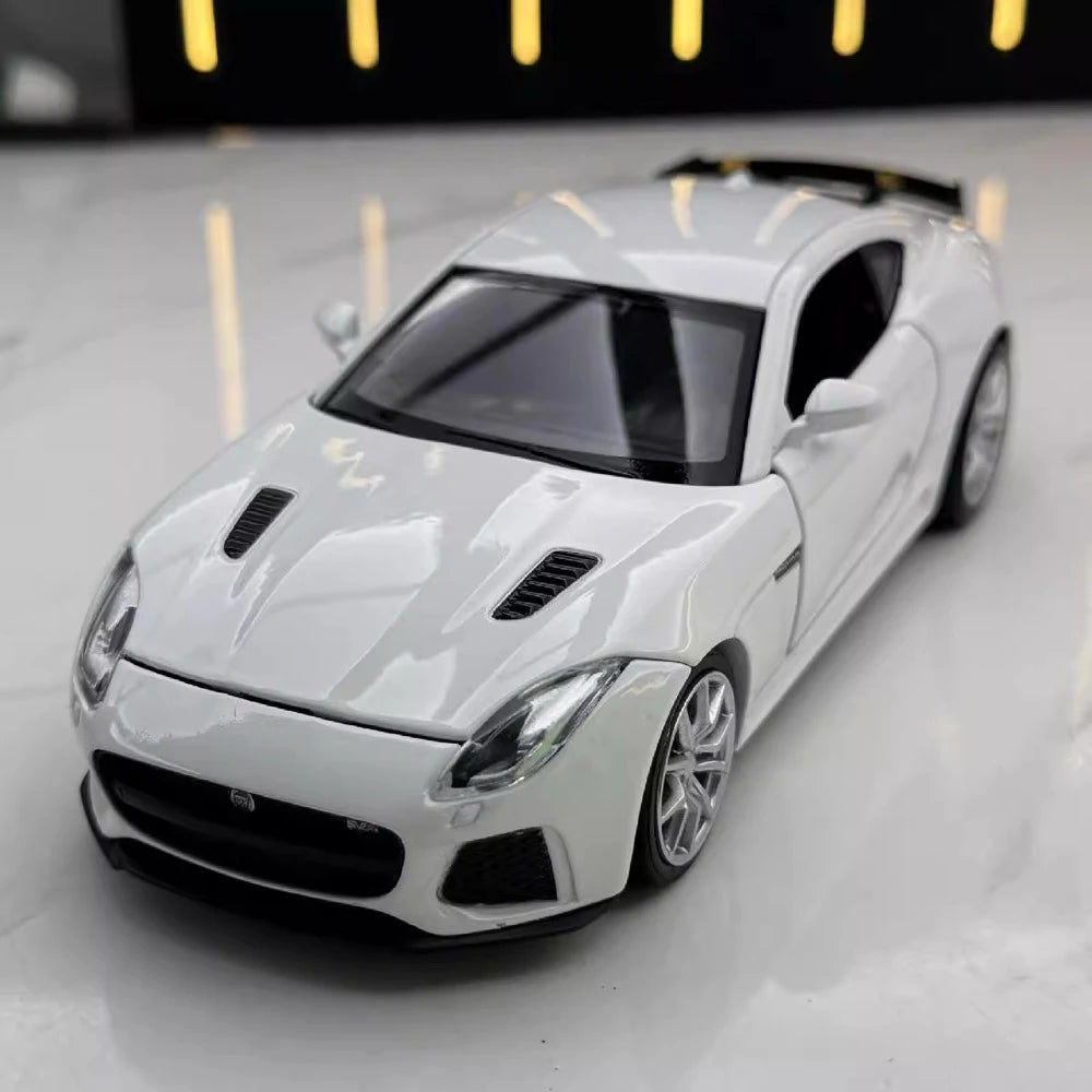 [TOY] 1:32 Jaguar 2017 F-Type R-Dynamic White Model Car Die-Cast