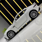 Jaguar 2017 F-Type R-Dynamic White 1:32 – Diecast Display Model Die-Cast
