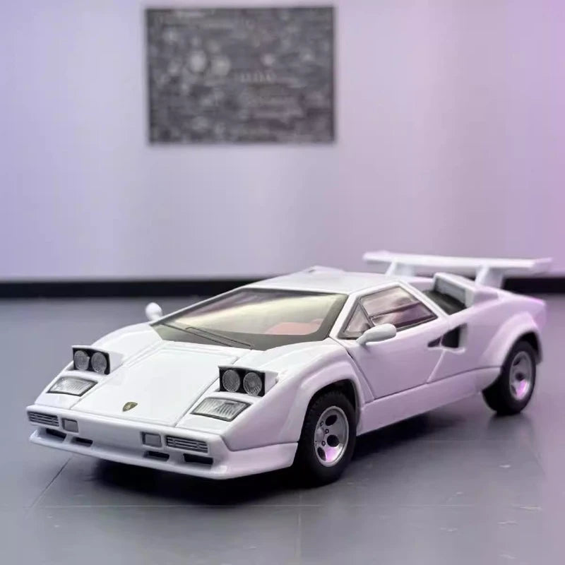 [TOY] 1:32 Lamborghini 1982 Countach LP500S White Model Car Die-Cast