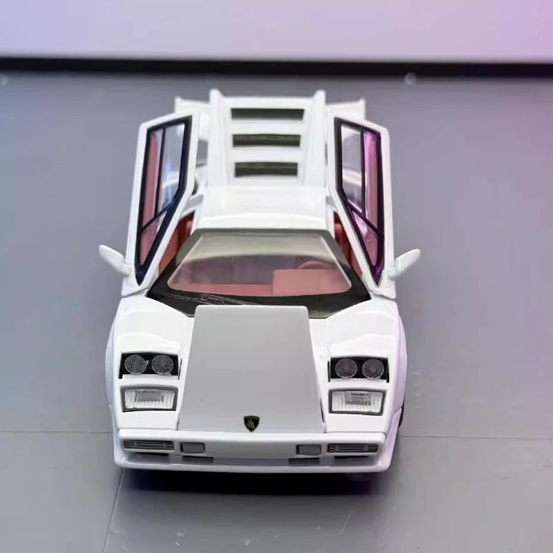[TOY] 1:32 Lamborghini 1982 Countach LP500S White Model Car Die-Cast