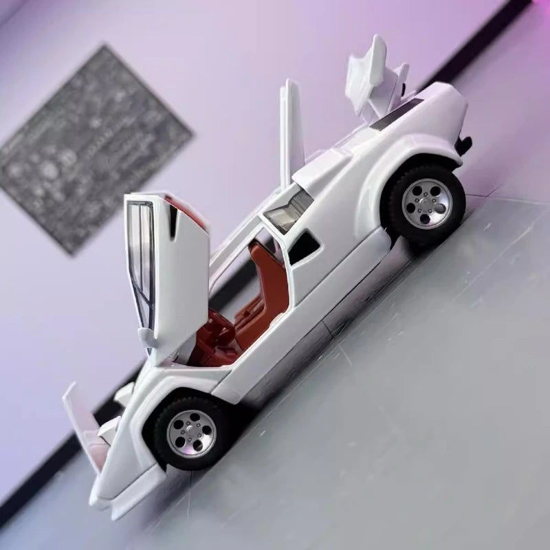 [TOY] 1:32 Lamborghini 1982 Countach LP500S White Model Car Die-Cast