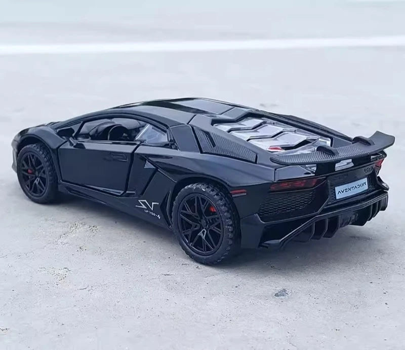 [TOY] 1:32 Lamborghini 2016 Aventador LP750-4 SV SuperVeloce Black Model Car Die-Cast
