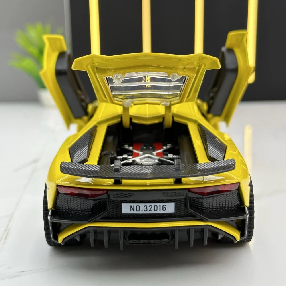 [TOY] 1:32 Lamborghini 2016 Aventador LP750-4 SV SuperVeloce イエロー モデルカー Die-Cast