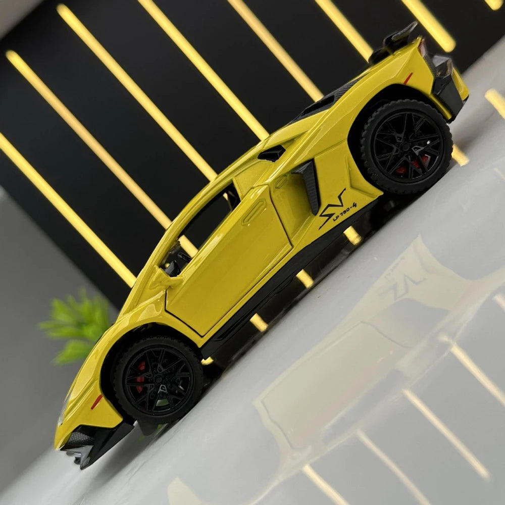 [TOY] 1:32 Lamborghini 2016 Aventador LP750-4 SV SuperVeloce イエロー モデルカー Die-Cast