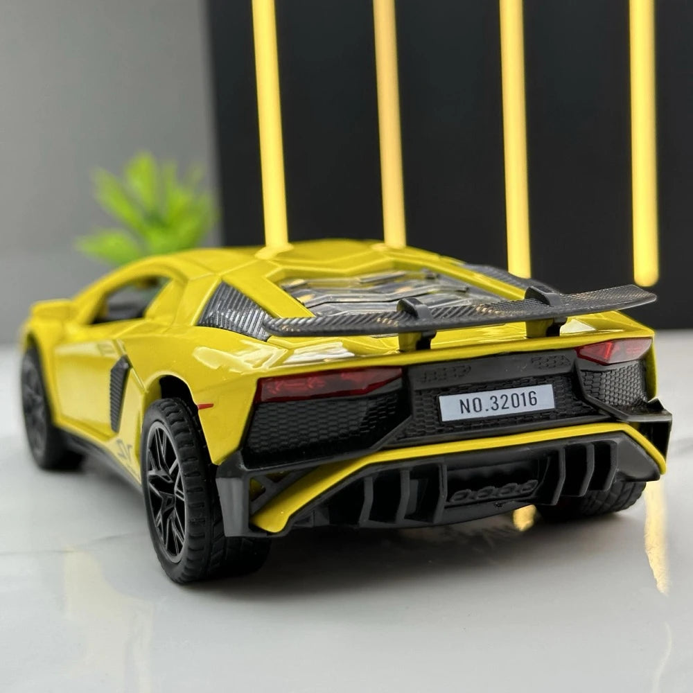 [TOY] 1:32 Lamborghini 2016 Aventador LP750-4 SV SuperVeloce Yellow Model Car Die-Cast