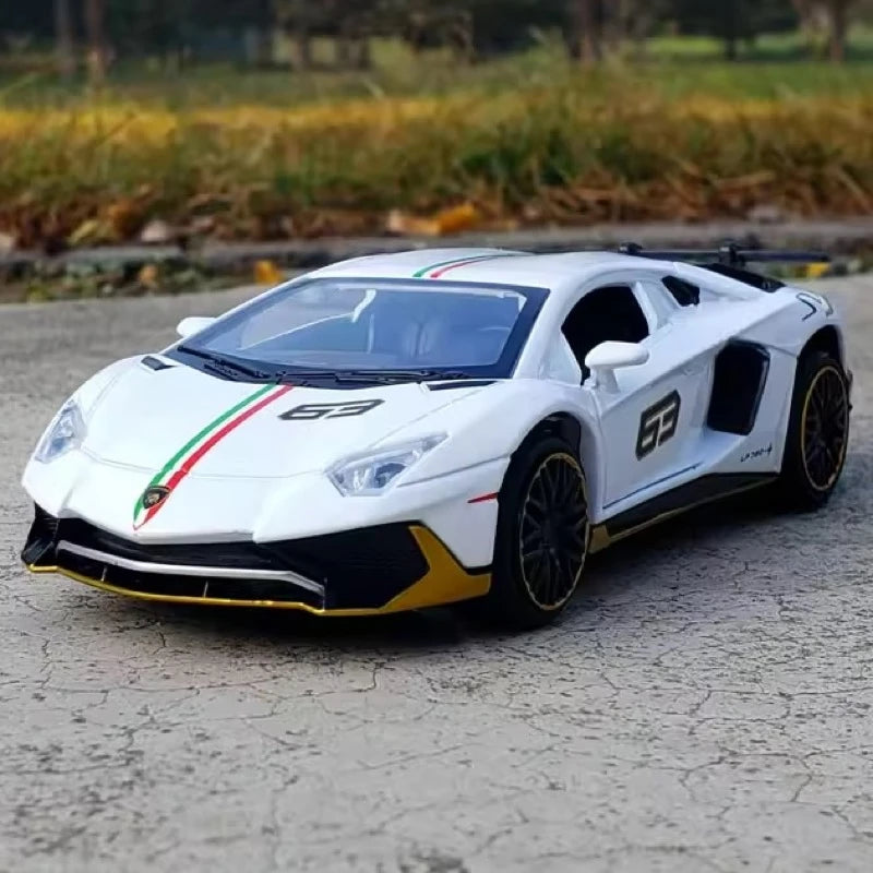 [TOY] 1:32 Lamborghini 2022 Aventador LP780-4 SVJ White Model Car Die-Cast