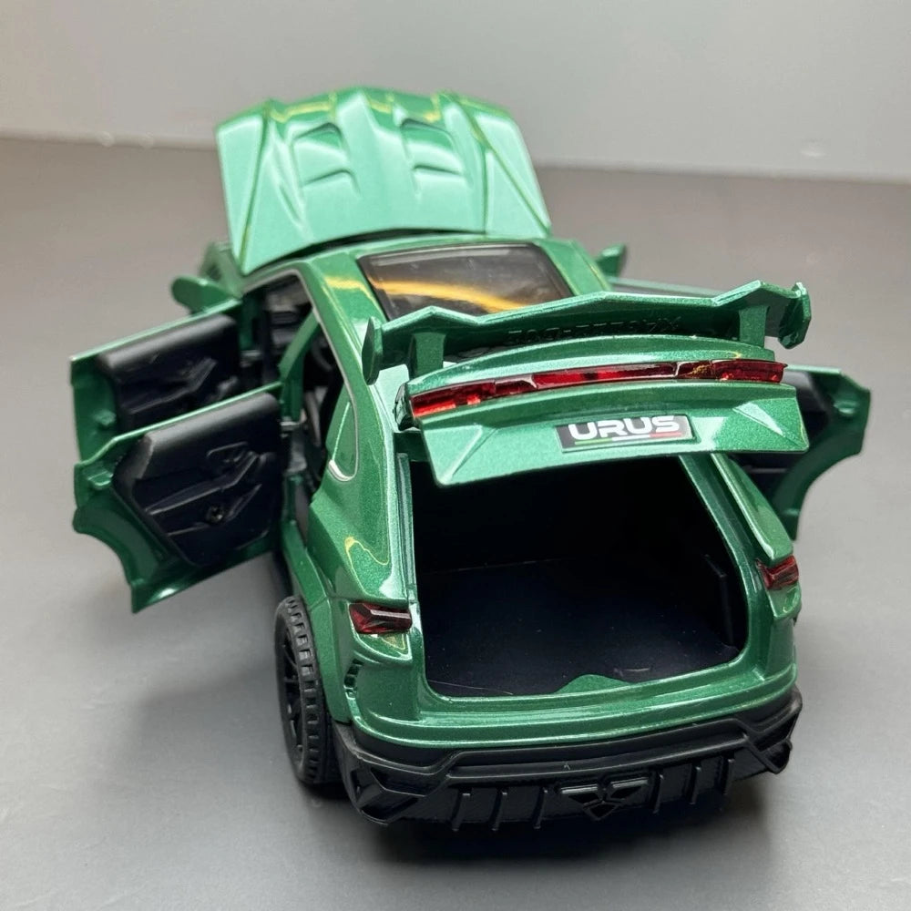 [TOY] 1:32 Lamborghini 2023 Urus Mansory Green Model Car Die-Cast