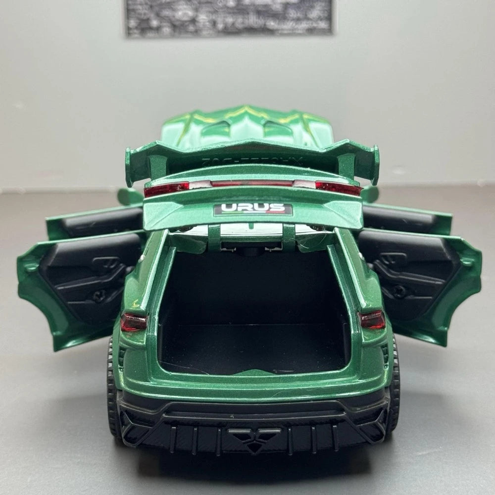 [TOY] 1:32 Lamborghini 2023 Urus Mansory Green Model Car Die-Cast
