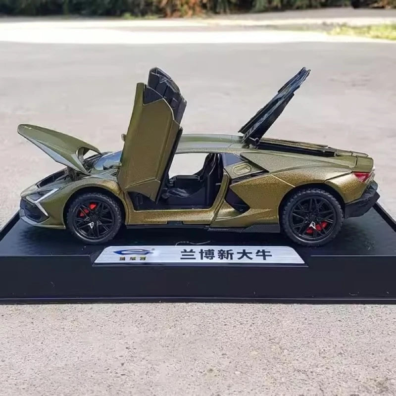 [TOY] 1:32 Lamborghini 2024 Revuelto verde modellino di auto Die-Cast