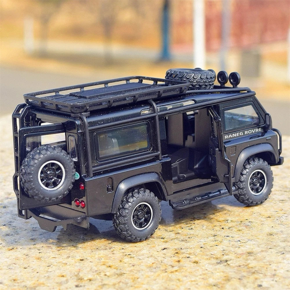 [TOY] 1:32 Land Rover 1990 Defender Van noir voiture miniature Die-Cast