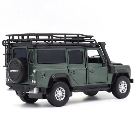 Land Rover 2017 Defender 110 Green 1:32 – Diecast Display Model Die-Cast