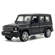 Mercedes-AMG 2012 G63 svart 1:32 – modellbil i gjuten metall för display