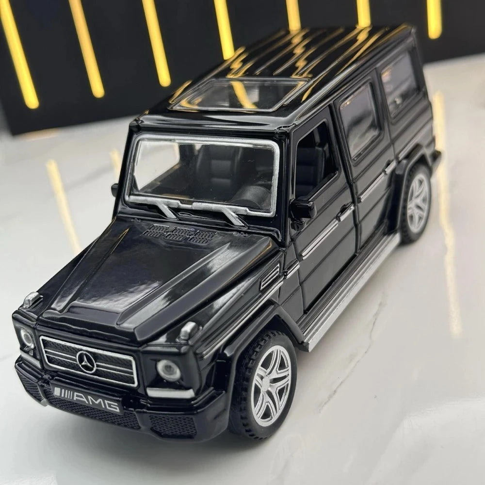 [TOY] 1:32 Mercedes-AMG 2012 G63 svart modellbil Die-Cast