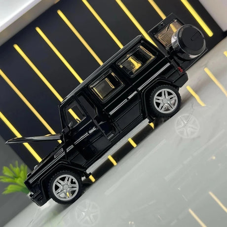 [TOY] 1:32 Mercedes-AMG 2012 G63 noir voiture miniature Die-Cast