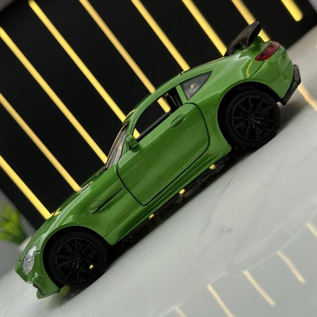 [TOY] 1:32 Mercedes-AMG 2016 GT3 grön modellbil Die-Cast