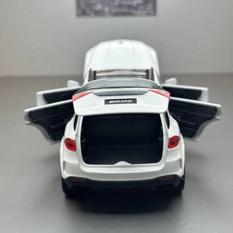 [TOY] 1:32 Mercedes-AMG 2020 GLE 63S vit modellbil Die-Cast