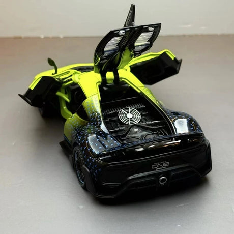 [TOY] 1:32 Mercedes-AMG 2022 One grön modellbil Die-Cast