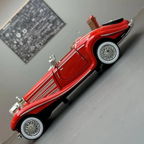 [TOY] 1:32 Mercedes-Benz 1936 500K röd modellbil Die-Cast