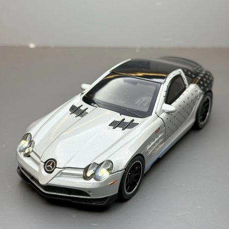 [TOY] 1:32 Mercedes-Benz 2003 SLR McLaren silver-Star modellbil Die-Cast