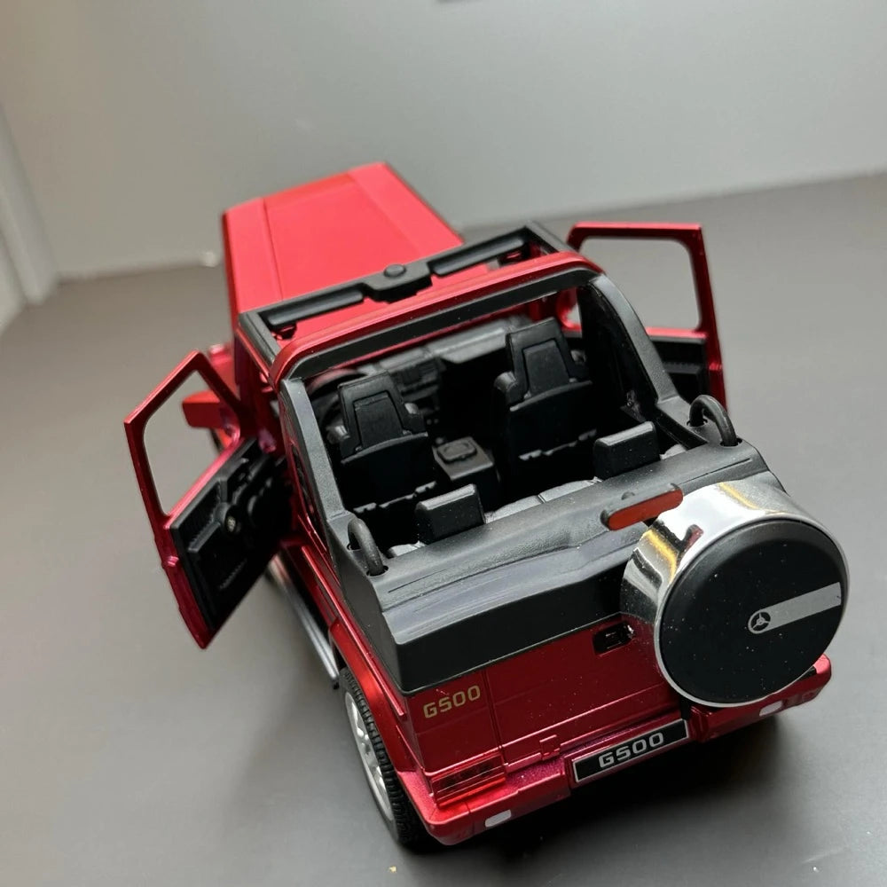 Mercedes-Benz 2013 G500 Cabriolet Red 1:32 – Diecast Display Model Die-Cast