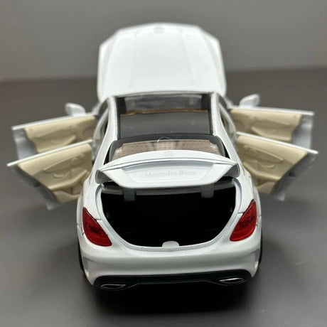 [TOY] 1:32 Mercedes-Benz 2014 C260 vit modellbil Die-Cast