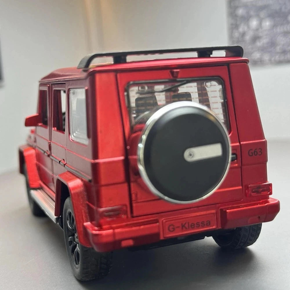 [TOY] 1:32 Mercedes-Benz 2015 G350d röd modellbil Die-Cast