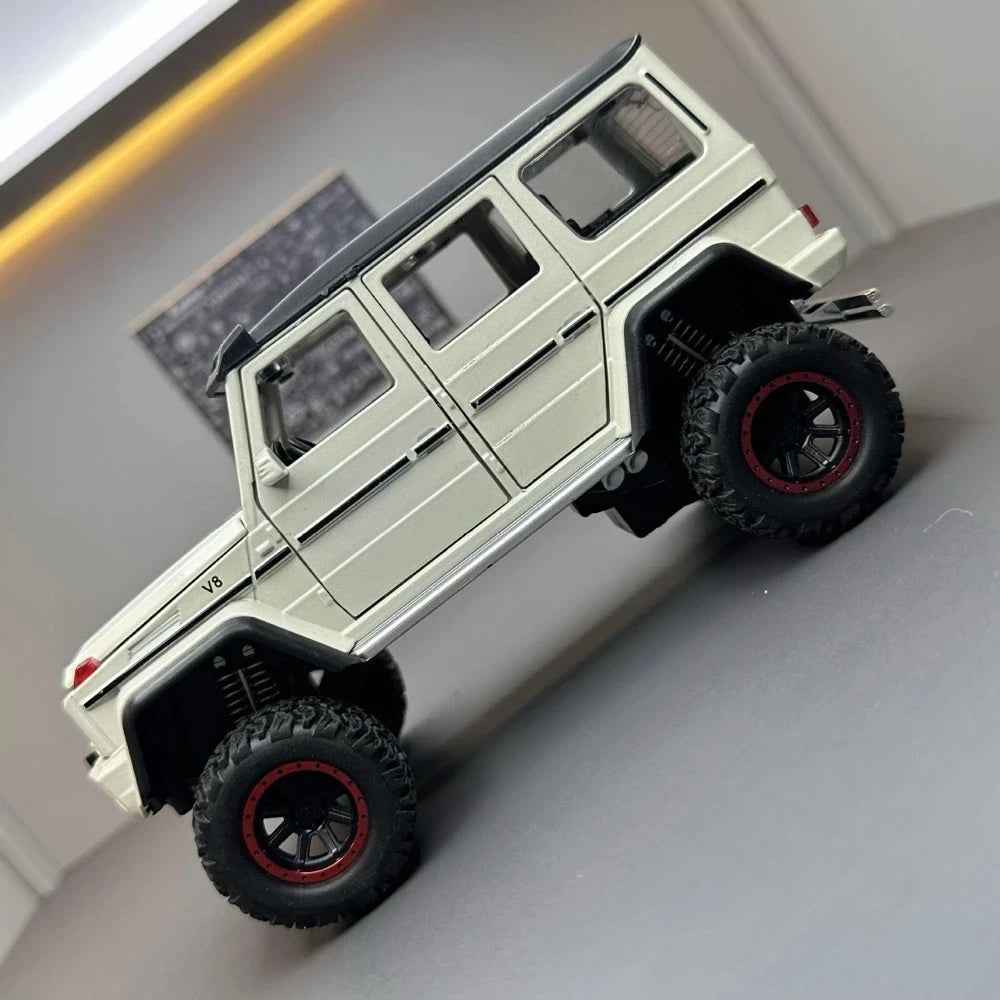 [TOY] 1:32 Mercedes-Benz 2015 G500 4×4 Off-Road vit modellbil Die-Cast
