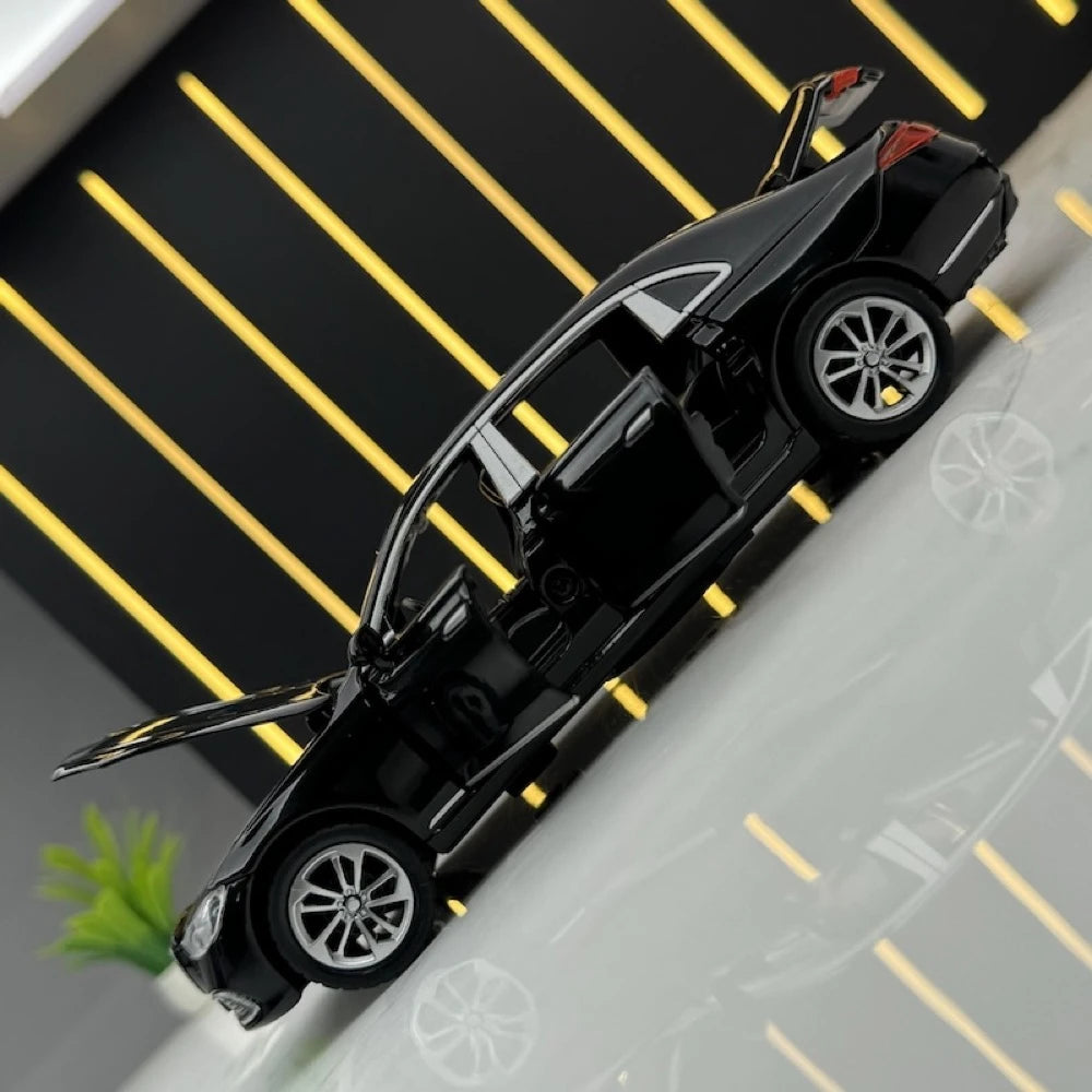 [TOY] 1:32 Mercedes-Benz 2020 S400L Black Model Car Die-Cast
