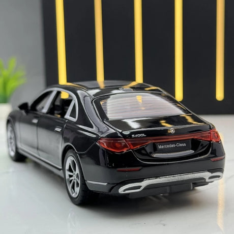 [TOY] 1:32 Mercedes-Benz 2020 S400L svart modellbil Die-Cast