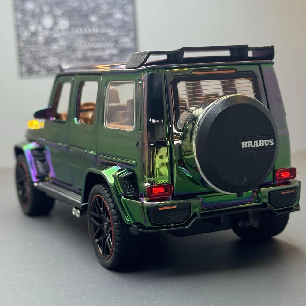 [TOY] 1:32 Mercedes-Brabus 2022 G800 4×4 lila Gradient modellbil Die-Cast