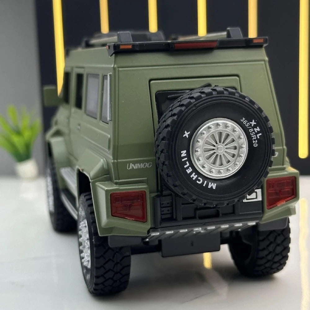[TOY] 1:32 Mercedes-Unimog 2012 Nomadism U5000 verde modellino di auto Die-Cast