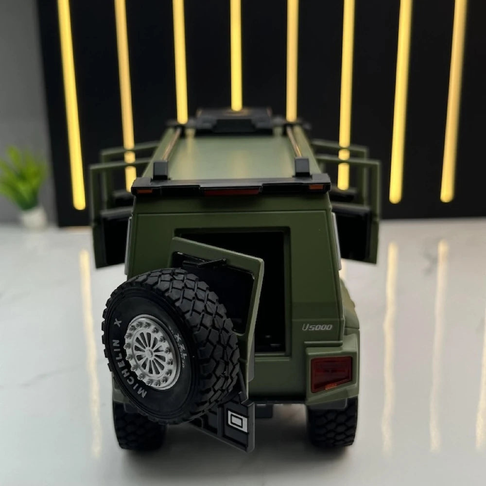 [TOY] 1:32 Mercedes-Unimog 2012 Nomadism U5000 verde modellino di auto Die-Cast