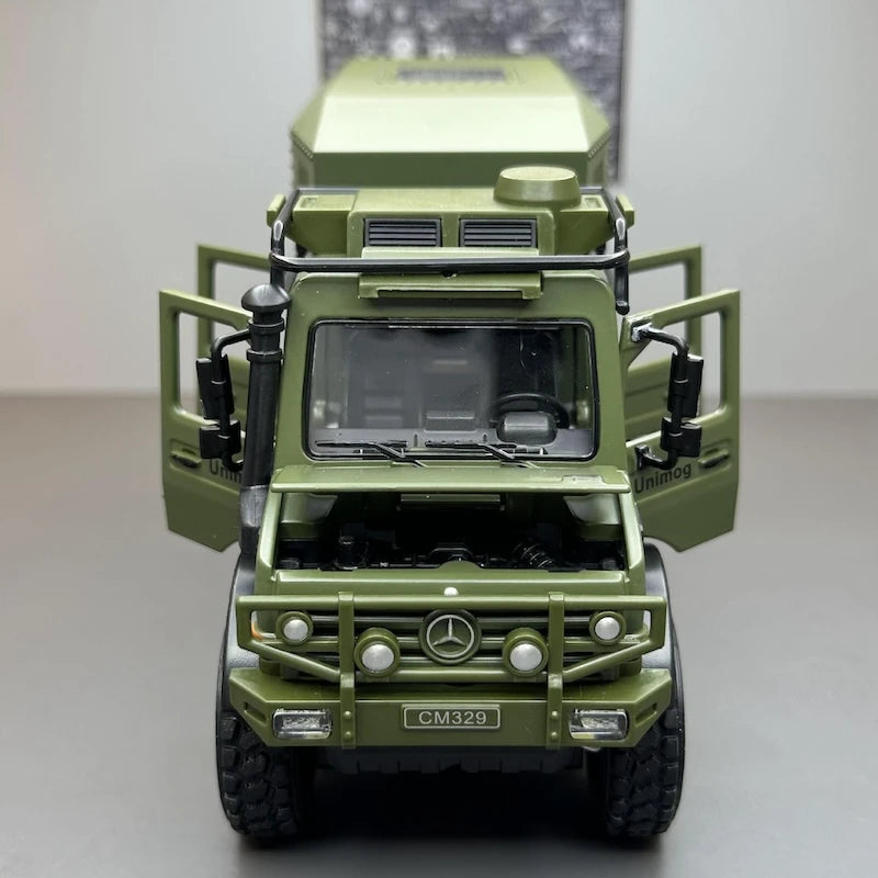 [TOY] 1:32 Mercedes-Unimog 2013 Nomadism U4000 RV grön modellbil Die-Cast