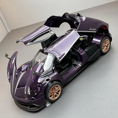 [TOY] 1:32 Pagani 2012 Huayra lila modellbil Die-Cast