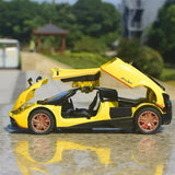 [TOY] 1:32 Pagani 2012 Huayra gul modellbil Die-Cast