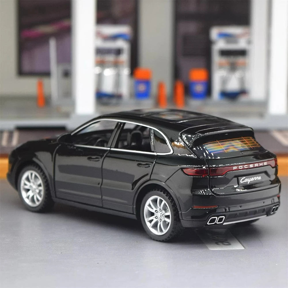 [TOY] 1:32 Porsche 2018 Cayenne Turbo Black Model Car Die-Cast
