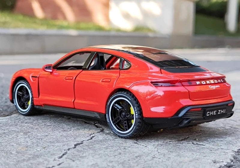 [TOY] 1:32 Porsche 2019 Taycan レッド モデルカー Die-Cast